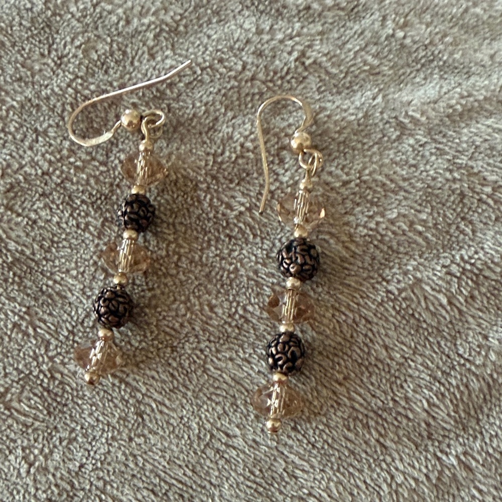 Elegant Dangle Earrings - Picture 1 of 1